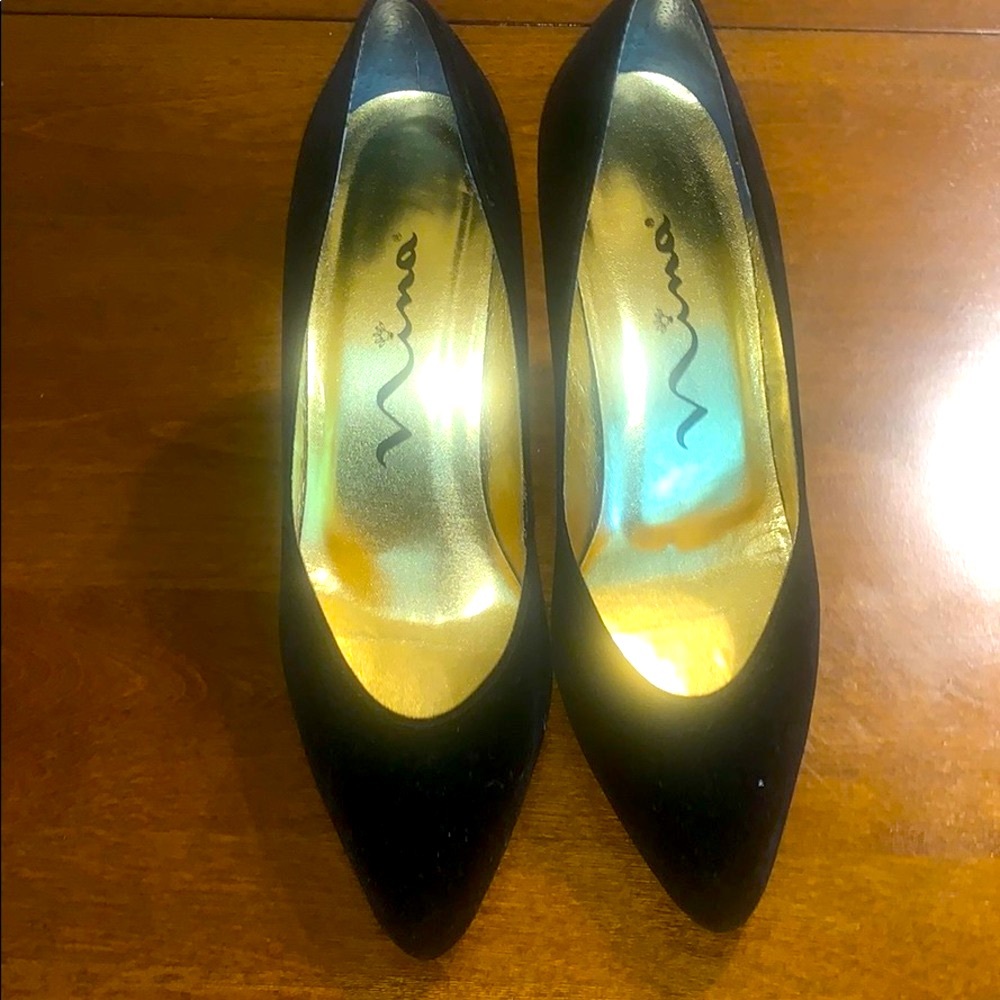 Women’s Black Shoes by Nina
